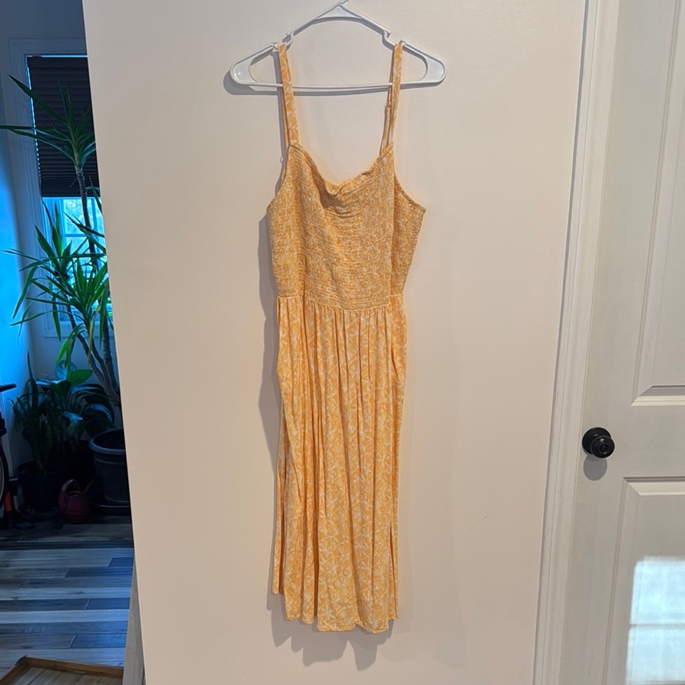 Old Navy Yellow Sleeveless Sundress Midi